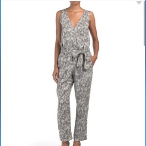Anthropologie Cloth & stone jumpsuit